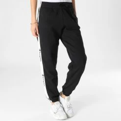Pantalon Jogging A Bandes Femme 115576 Noir de Champion -Champion Soldes champion 337678 115576 KK001 20221110T142836 03