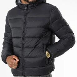Doudoune Capuche 218077 Noir de Champion 8 Doudoune Capuche 218077 Noir de Champion -Champion Soldes champion 337694 218077 KK001 20220929T160502 03