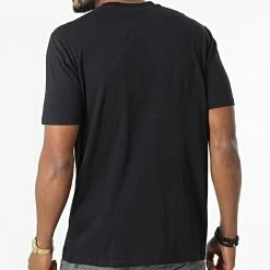 Tee Shirt 218292 Noir de Champion -Champion Soldes champion 337697 218292 KK001 20221003T151228 04