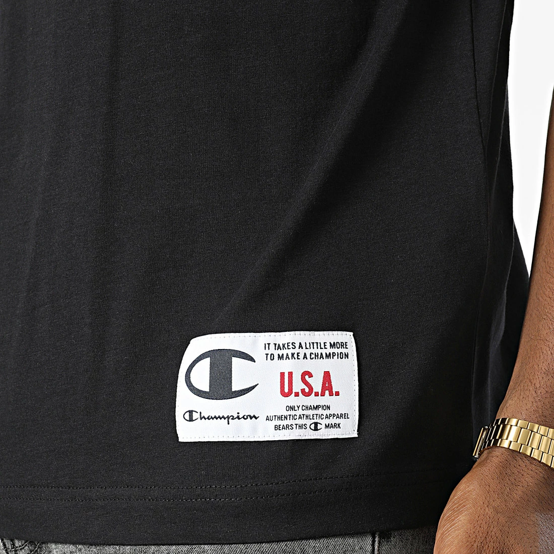 Tee Shirt A Bandes 217848 Noir de Champion 4 Tee Shirt A Bandes 217848 Noir de Champion – Image 2