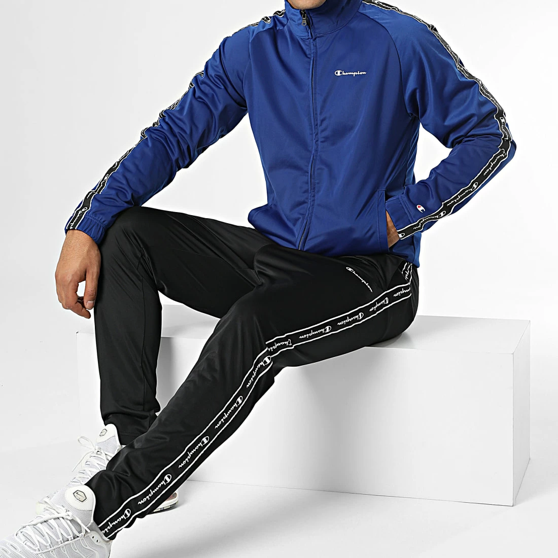 Ensemble De Survetement A Bandes 218098 Noir Bleu Roi de Champion 3 Ensemble De Survetement A Bandes 218098 Noir Bleu Roi de Champion