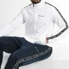 Ensemble De Survetement A Bandes 218098 Blanc Bleu Marine de Champion 2 Ensemble De Survetement A Bandes 218098 Blanc Bleu Marine de Champion -Champion Soldes champion 339696 218098 WW001 20220929T163853 01
