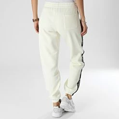 Pantalon Jogging A Bandes Femme 115576 Beige de Champion -Champion Soldes champion 340016 115576 WW005 20221110T145258 04