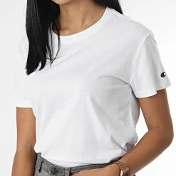 Lot De 2 Tee Shirts Femme 115423 Noir Blanc de Champion 11 Lot De 2 Tee Shirts Femme 115423 Noir Blanc de Champion -Champion Soldes champion 340025 115423 WW001 20221031T143638 05
