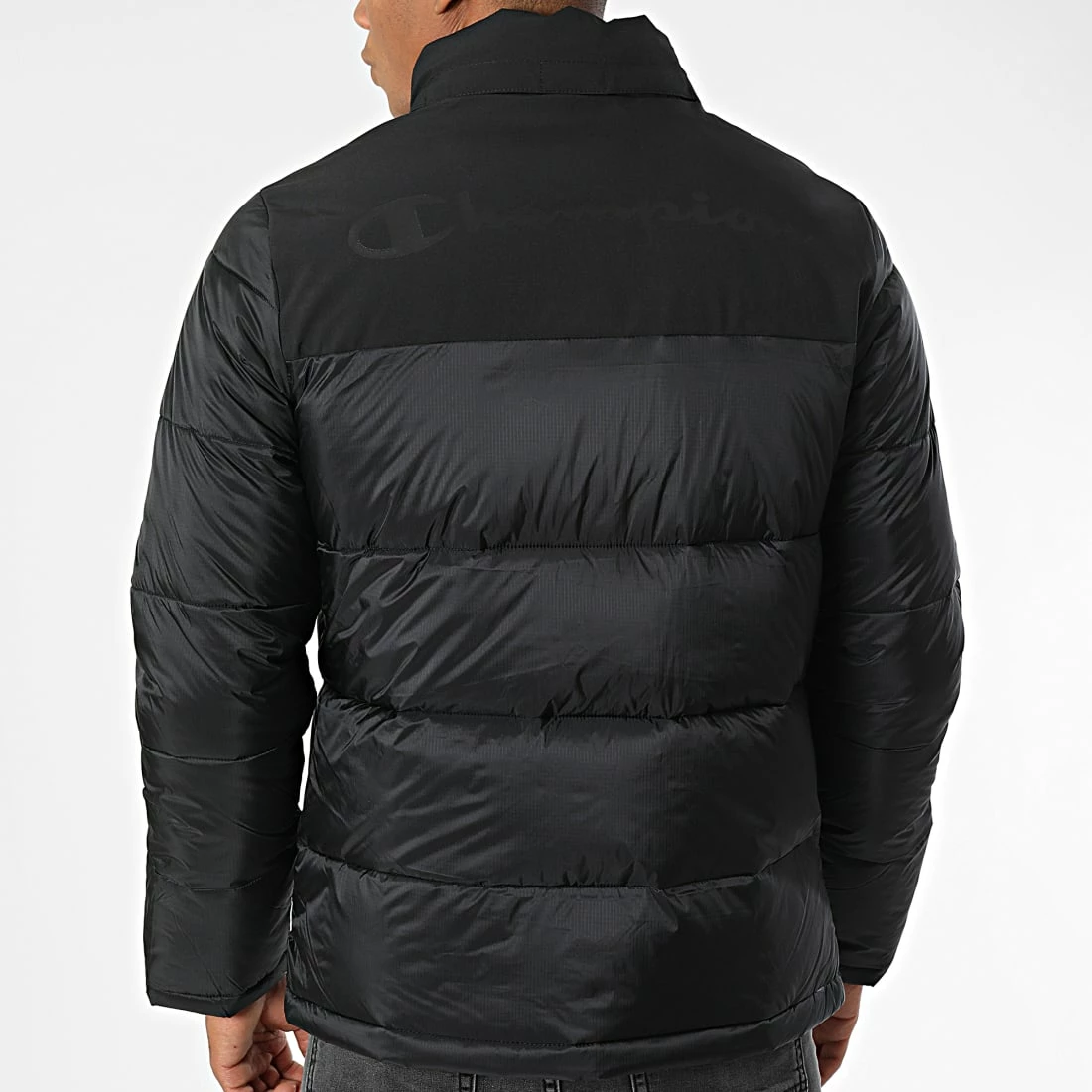 Doudoune Capuche 218079 Noir de Champion 5 Doudoune Capuche 218079 Noir de Champion – Image 4